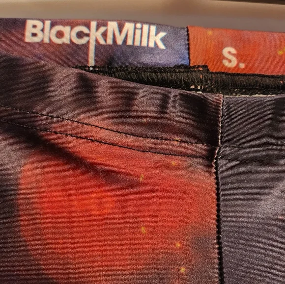 BlackMilk Galaxy Print Leggings - Picture 4 of 6